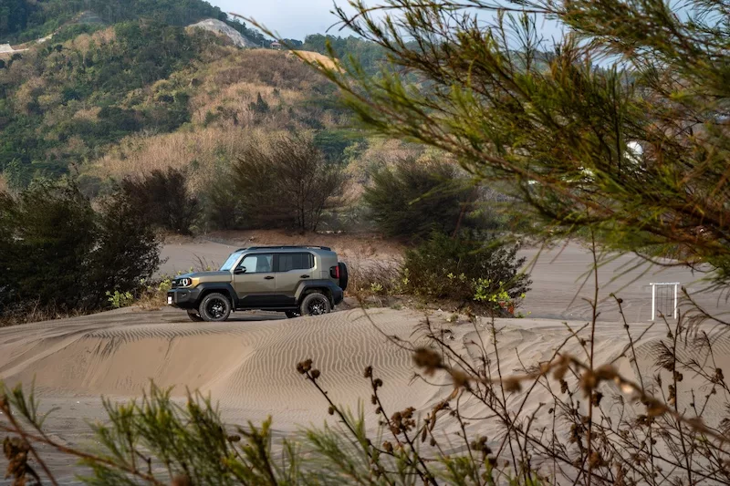 Land Cruiser FJ Gumuk Pasir