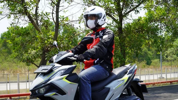 Awas Kelilipan dan Mesin Jebol! Ini Trik Jitu Berkendara Saat Hujan Abu Vulkanik Tips Berkendaraa Saat Hujan Abu Vulkanik