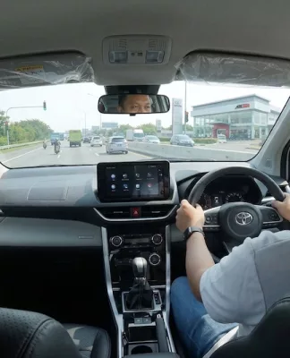 Cuaca Panas Ekstrem! Ini 6 Cara Merawat Mobil di Musim Kemarau Biar Nggak Rewel Tips Merawat Mobil di Musim Kemarau