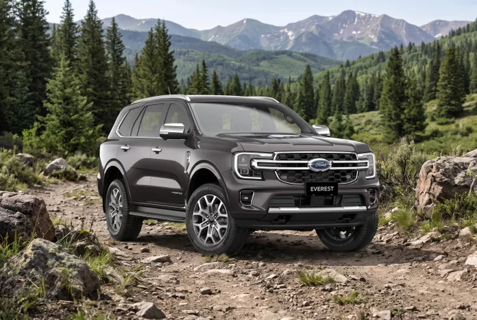 Menilik Ford Everest Titanium, SUV Amerika yang Gagah Maksimal