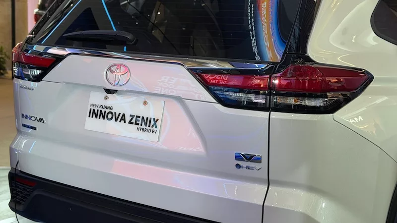 T Intouch with Toyota Remote Kijang Innova Zenix