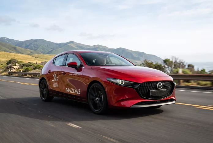 Menjajal Mazda 3 Hatchback, Benarkah Senyaman Mobil Mewah Eropa? mazda 3 hatchback