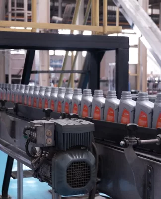 Menelusuri Jejak Presisi Produksi di Dapur Pertamina Lubricants: Sebelum Dituang ke ‘Mulut’ Mesin, Ada Proses Panjang Penentu Mutu Pelumas Pertamina Jejak Presisi Produksi Oli Pertamina