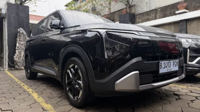 Belum Bisa Move On dari MPV Bensin? Pertimbangkan Kia Carens untuk Membunuh ‘Galau’! Review Kia Carens