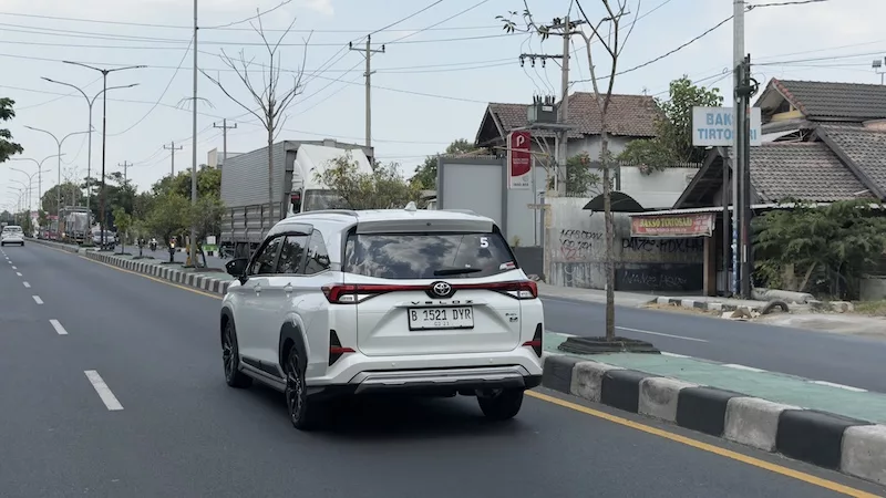 Spesifikasi Lengkap Toyota Veloz Hybrid Buat Mobil Harian
